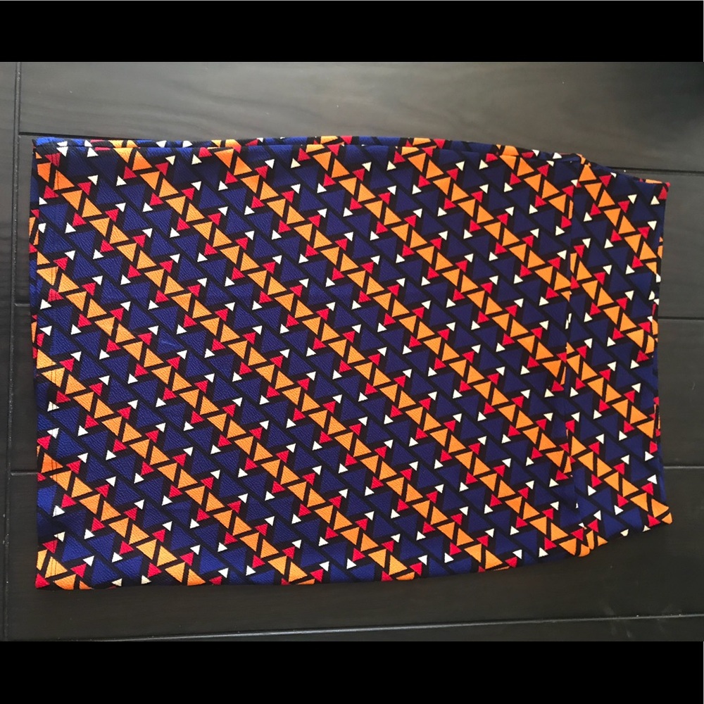 Small LuLaRoe Cassie